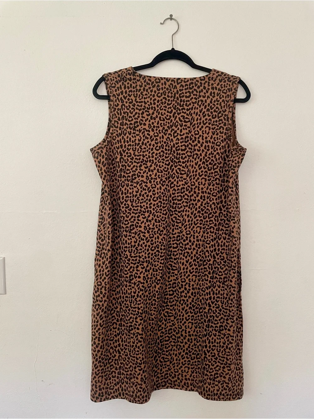 Lands End Sleeveless Leopard V-Neck 100% Cotton Summer Dress - Picture 3 of 4